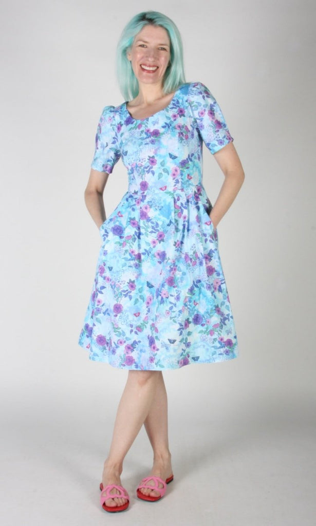 Birds of North America Winter Chippy Dress - Have a Nice Day! (Pre-Order) - Victoire BoutiqueBirds of North AmericaDresses Ottawa Boutique Shopping Clothing
