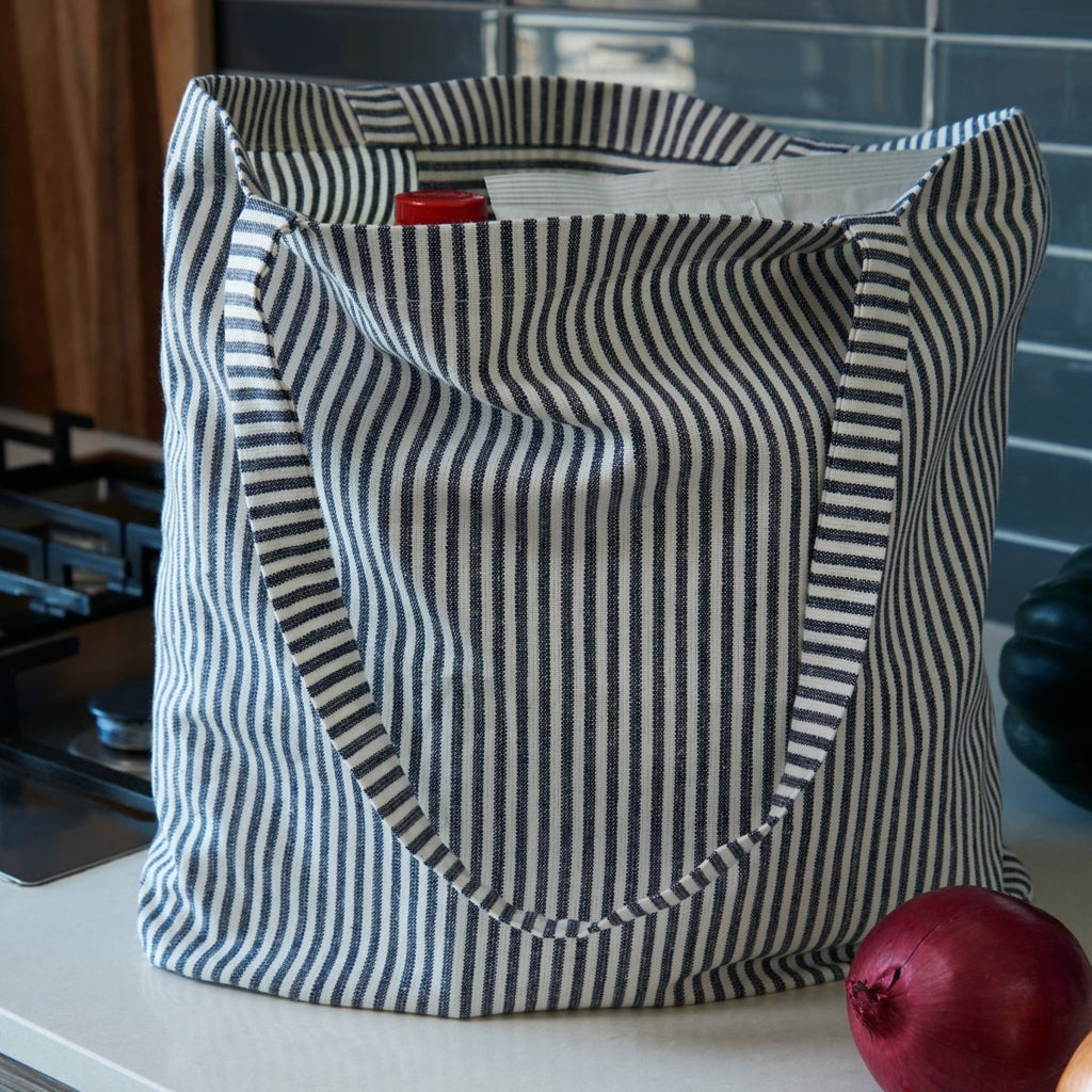 Central Standards Everyday Tote (Navy/Natural Stripe) - Victoire BoutiqueCentral StandardBags Ottawa Boutique Shopping Clothing