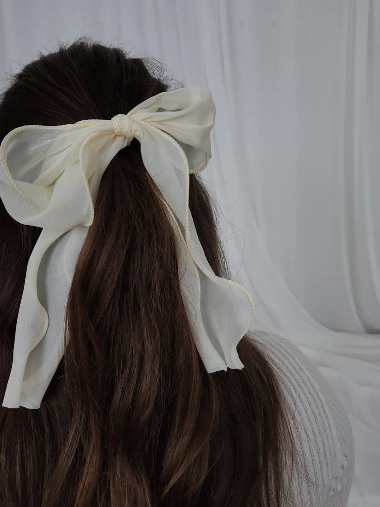 CoutuKitsch Chiffon Hair Bow (Black or White) - Victoire BoutiqueCoutuKitschHair Accessories Ottawa Boutique Shopping Clothing