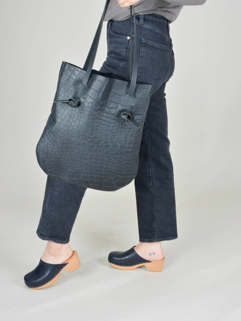 Eleven Thirty Ursula Tote (Black Croc Embossed) - Victoire BoutiqueEleven ThirtyBags Ottawa Boutique Shopping Clothing
