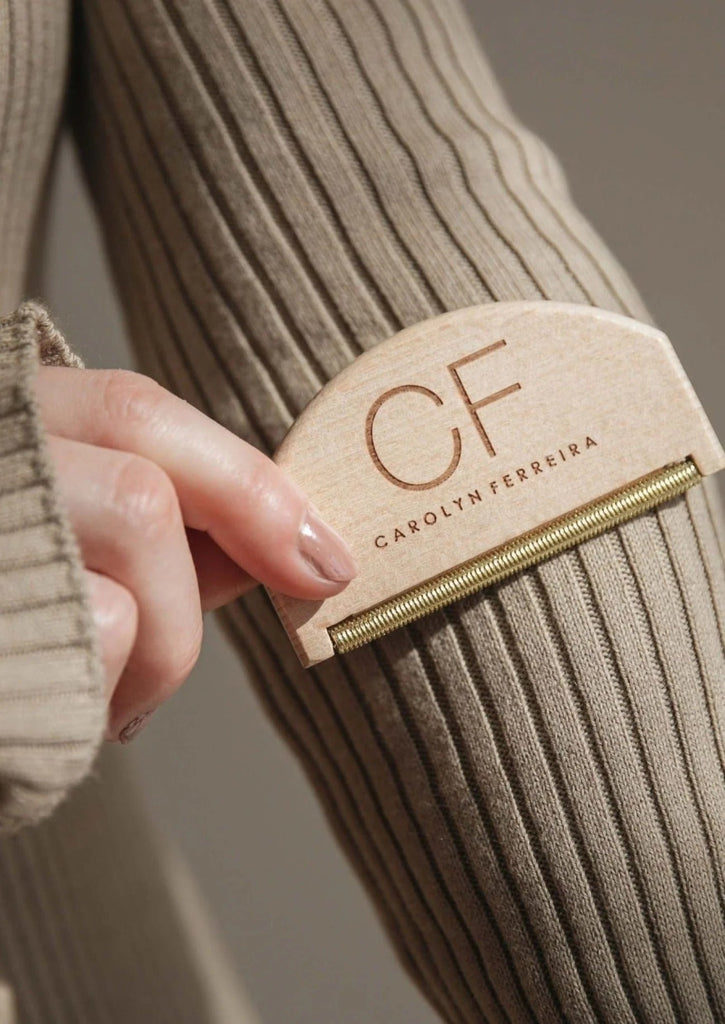Carolyn Ferreira Cashmere Sweater Comb - Victoire BoutiqueCarolyn FerreriraAccessories Ottawa Boutique Shopping Clothing