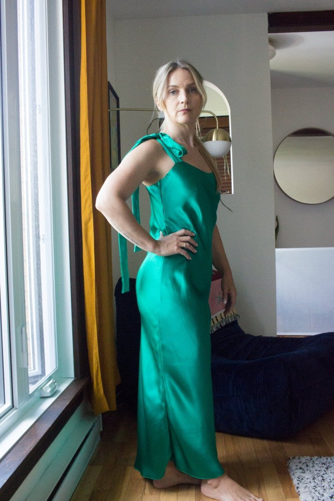 Jacoba Jane Ulyana Silk Satin Midi Dress (Emerald) - Victoire BoutiqueJacoba JaneDresses Ottawa Boutique Shopping Clothing