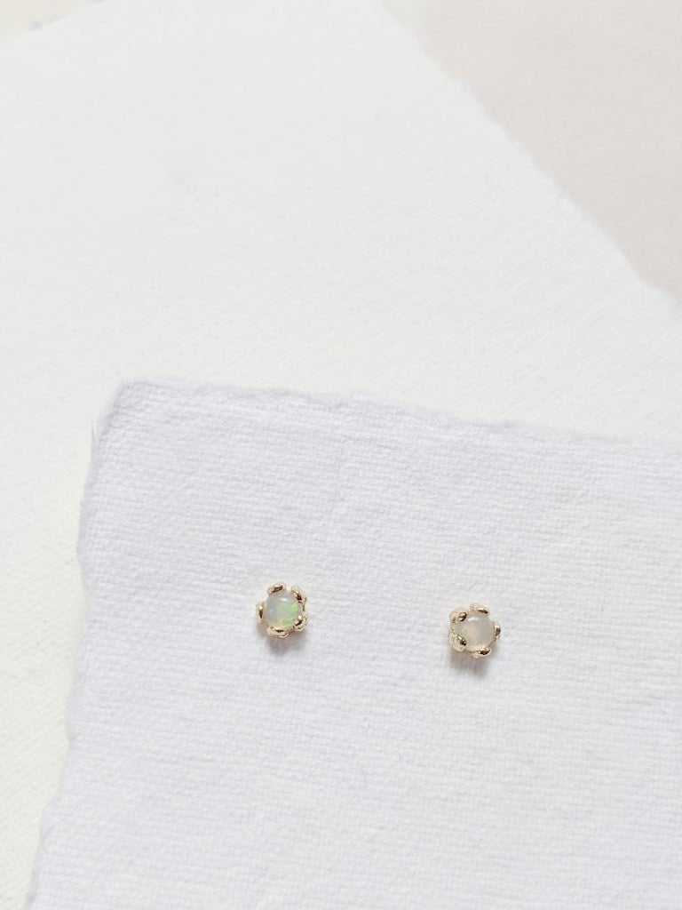 Little Gold Tiny Opal Flower Studs - Victoire BoutiqueLittle GoldEarrings Ottawa Boutique Shopping Clothing