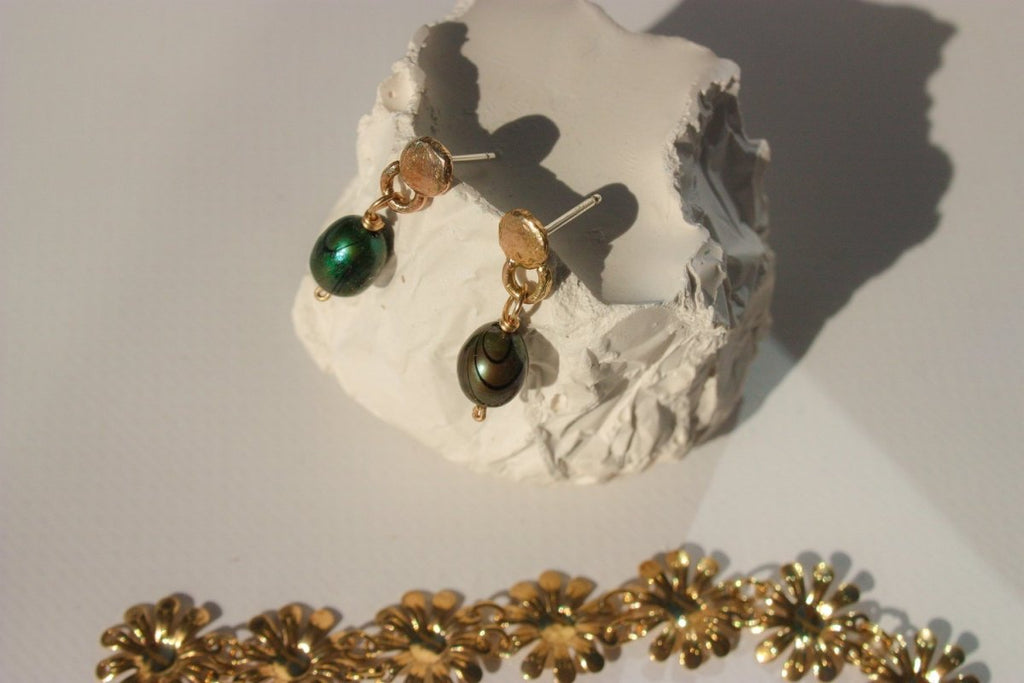 Rowe Green Pearl Drip Drop Earrings - Victoire BoutiqueRoweEarrings Ottawa Boutique Shopping Clothing