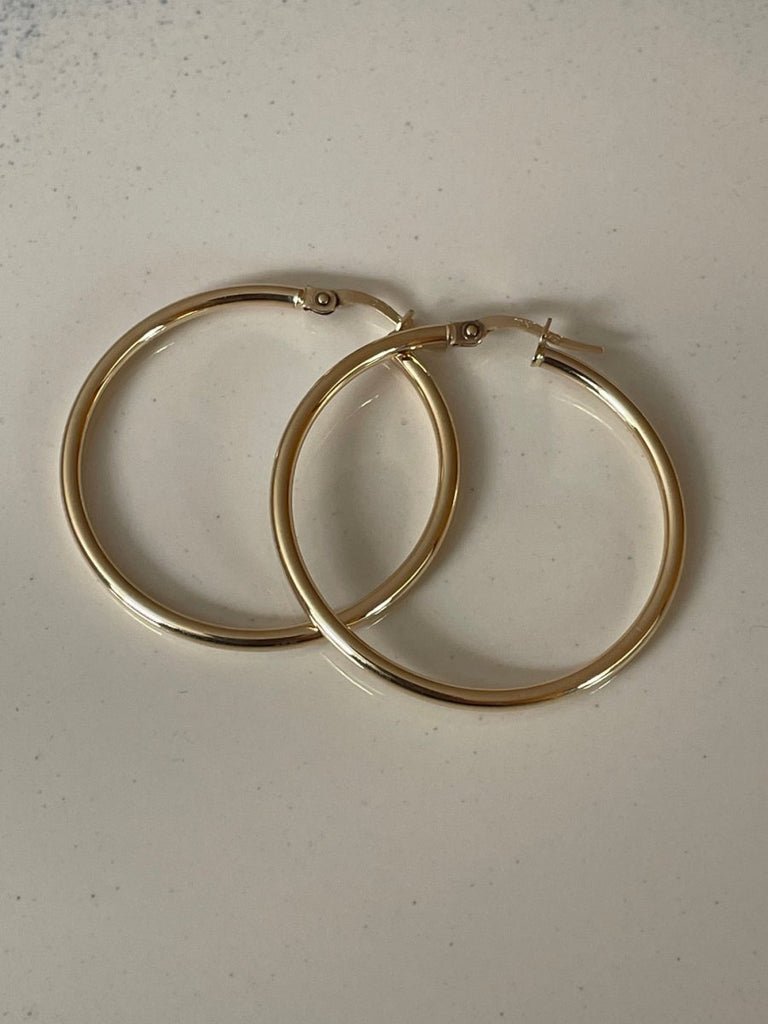 Second Aura 10K Gold Tube Hoops - Victoire BoutiqueSecond AuraEarrings Ottawa Boutique Shopping Clothing