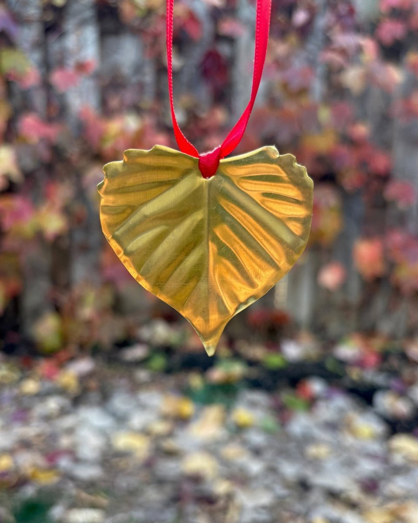 Atelier Nature Morte Brass Leaf Ornaments (Various Styles) - Victoire BoutiqueAtelier Nature MorteGifts Ottawa Boutique Shopping Clothing