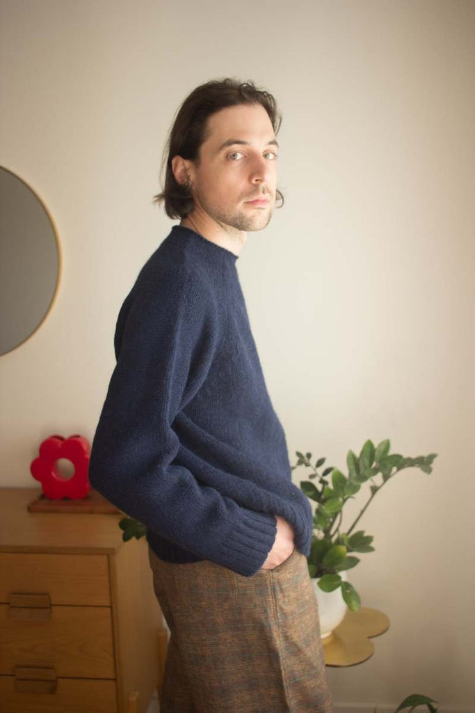 Bare Knitwear Classic Oversized Crewneck (Dark Navy) - Victoire BoutiqueBare KnitwearSweater Ottawa Boutique Shopping Clothing