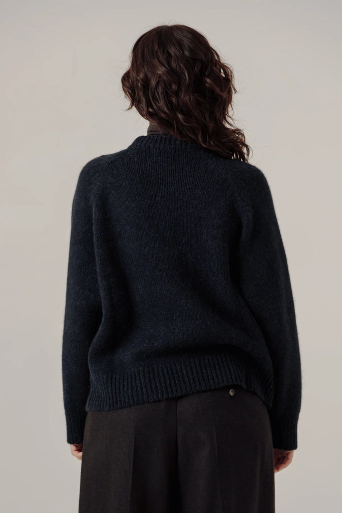 Bare Knitwear Classic Oversized Crewneck (Dark Navy) - Victoire BoutiqueBare KnitwearSweater Ottawa Boutique Shopping Clothing