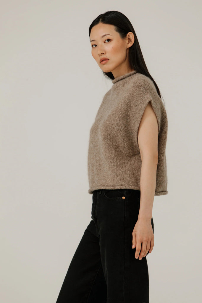 Bare Knitwear Iris Vest (Dark Fawn) - Victoire BoutiqueBare KnitwearSweater Ottawa Boutique Shopping Clothing