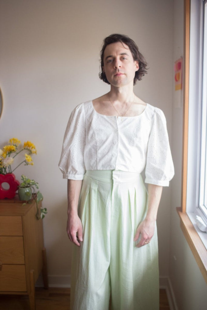 Birds of North America Esmerillon Top (White) - Victoire BoutiqueBirds of North AmericaTops Ottawa Boutique Shopping Clothing