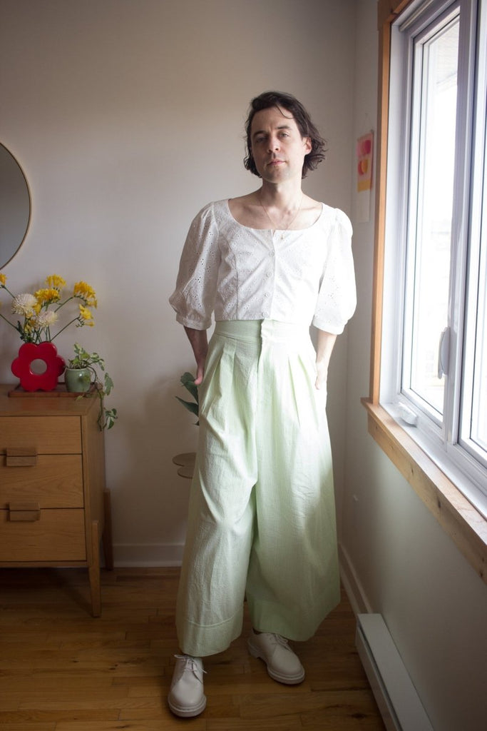 Birds of North America Esmerillon Top (White) - Victoire BoutiqueBirds of North AmericaTops Ottawa Boutique Shopping Clothing
