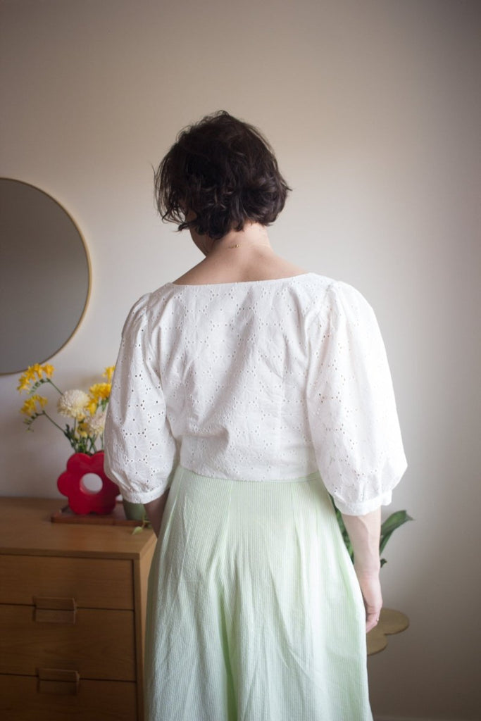 Birds of North America Esmerillon Top (White) - Victoire BoutiqueBirds of North AmericaTops Ottawa Boutique Shopping Clothing