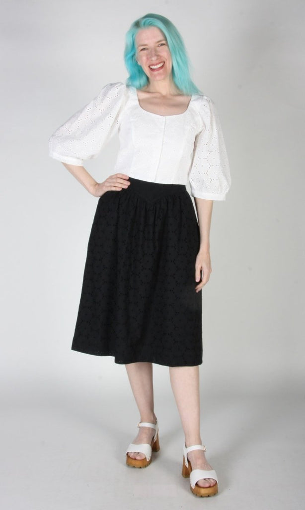 Birds of North America Esmerillon Top (White) - Victoire BoutiqueBirds of North AmericaTops Ottawa Boutique Shopping Clothing