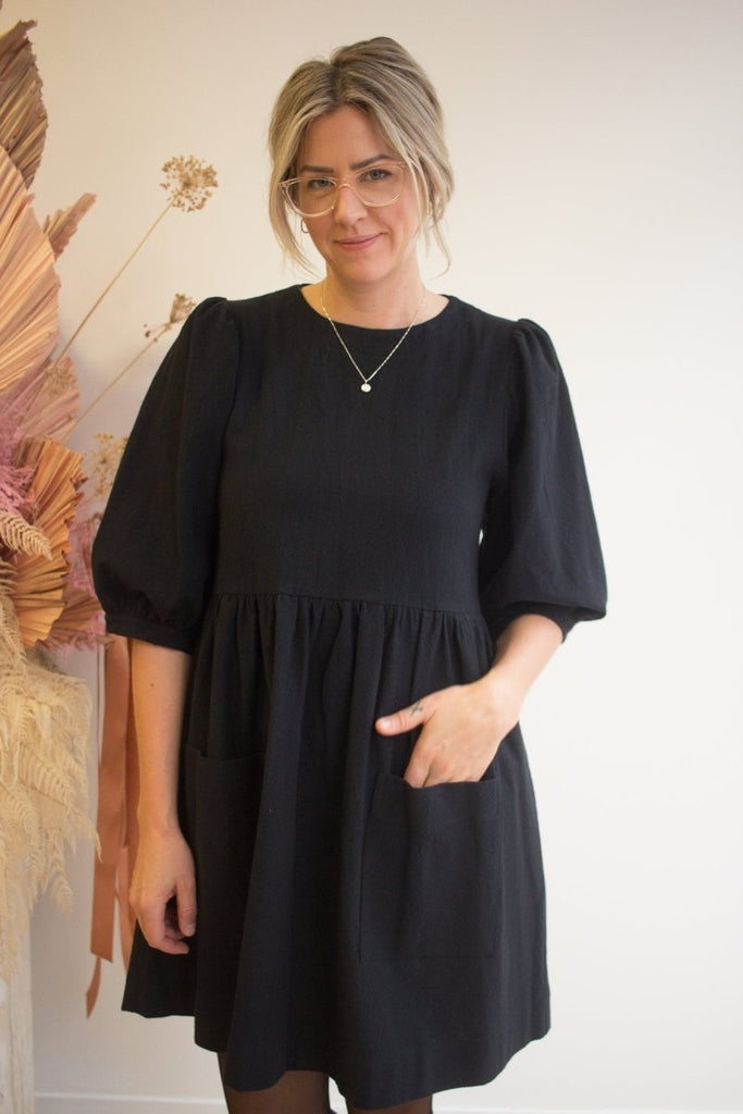 Birds of North America Flowerpiercer Dress (Black) - Victoire BoutiqueBirds of North AmericaDresses Ottawa Boutique Shopping Clothing