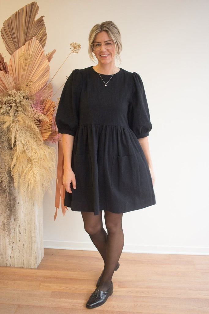 Birds of North America Flowerpiercer Dress (Black) - Victoire BoutiqueBirds of North AmericaDresses Ottawa Boutique Shopping Clothing