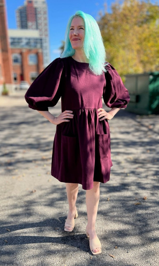 Birds of North America Flowerpiercer Dress (Burgundy) - Victoire BoutiqueBirds of North AmericaDresses Ottawa Boutique Shopping Clothing