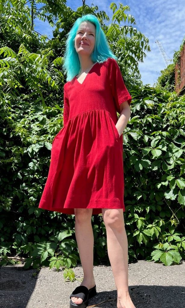 Birds of North America Kiskadee Dress (Red) - Victoire BoutiqueBirds of North AmericaDresses Ottawa Boutique Shopping Clothing