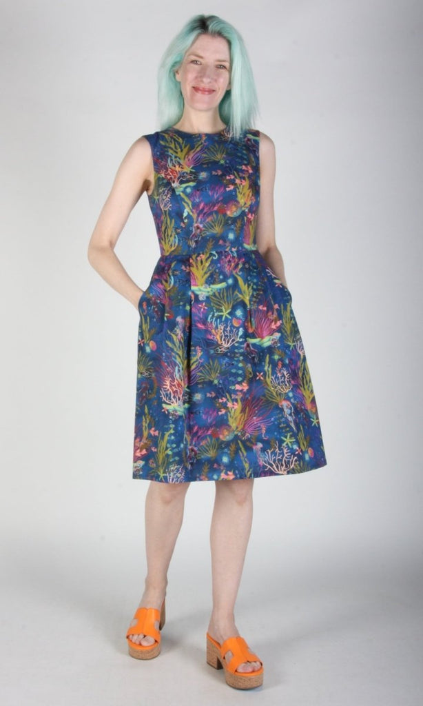 Birds of North America Peafowl Dress (Undersea Gardens) - Victoire BoutiqueBirds of North AmericaDresses Ottawa Boutique Shopping Clothing