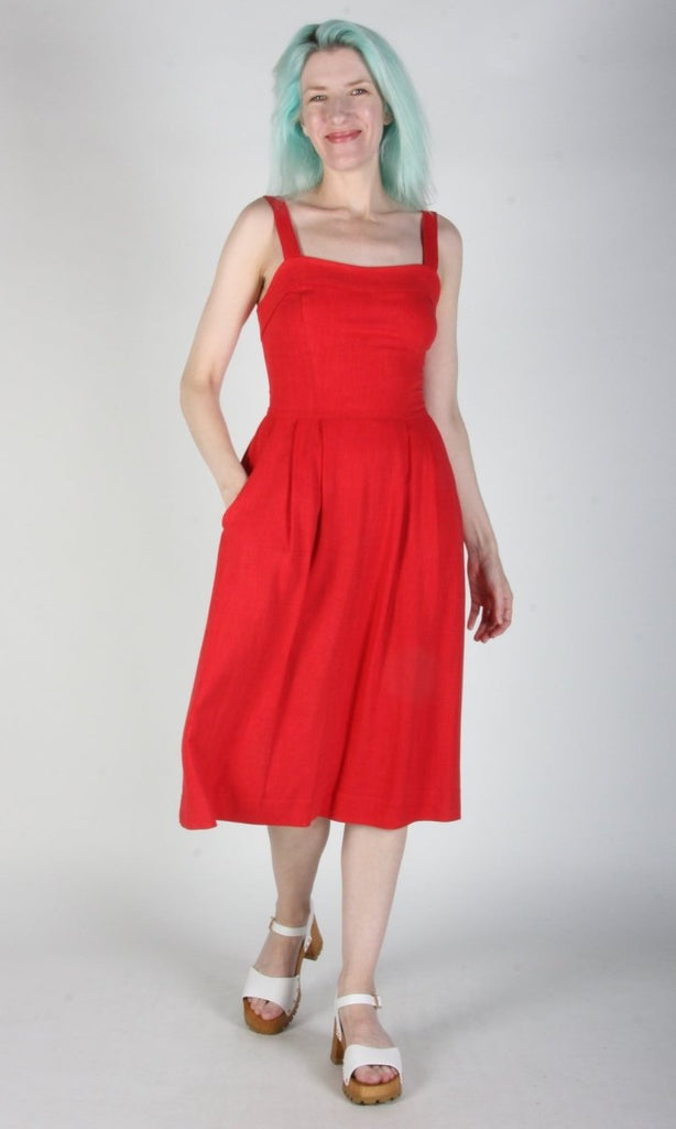 Birds of North America Thornbill Dress (Red) - Victoire BoutiqueBirds of North AmericaDresses Ottawa Boutique Shopping Clothing