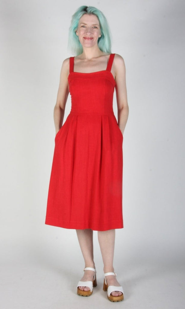 Birds of North America Thornbill Dress (Red) - Victoire BoutiqueBirds of North AmericaDresses Ottawa Boutique Shopping Clothing