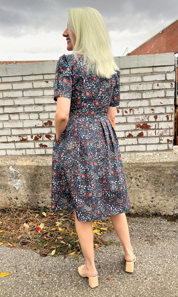 Birds of North America Winter Chippy Dress (Tramonto) - Victoire BoutiqueBirds of North AmericaDresses Ottawa Boutique Shopping Clothing