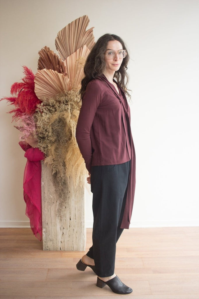 Bodybag Ascot Shirt - Burgundy or Black (In - Store) - Victoire BoutiqueBodybagShirts & Tops Ottawa Boutique Shopping Clothing