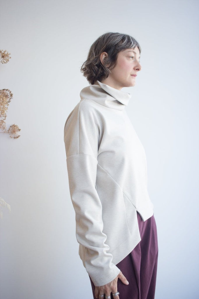 Bodybag Balmoral Sweater - Charcoal or Sand (Online Exclusive) - Victoire BoutiqueBodybagSweater Ottawa Boutique Shopping Clothing