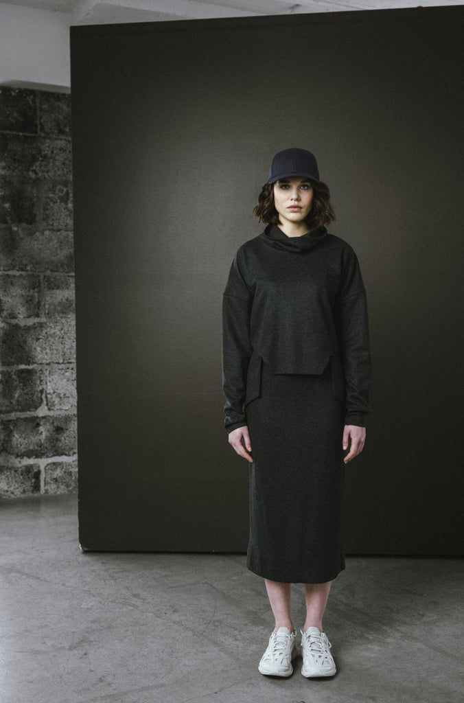 Bodybag Balmoral Sweater - Charcoal or Sand (Online Exclusive) - Victoire BoutiqueBodybagSweater Ottawa Boutique Shopping Clothing