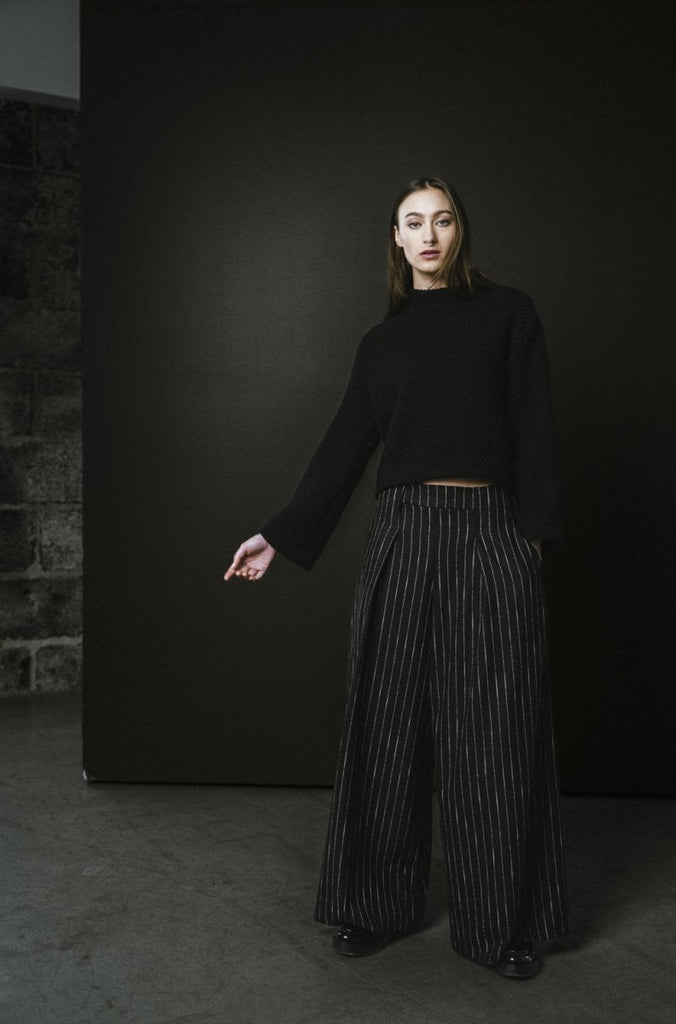 Bodybag Cambridge Sweater - Sand or Black (In - Store) - Victoire BoutiqueBodybagSweater Ottawa Boutique Shopping Clothing