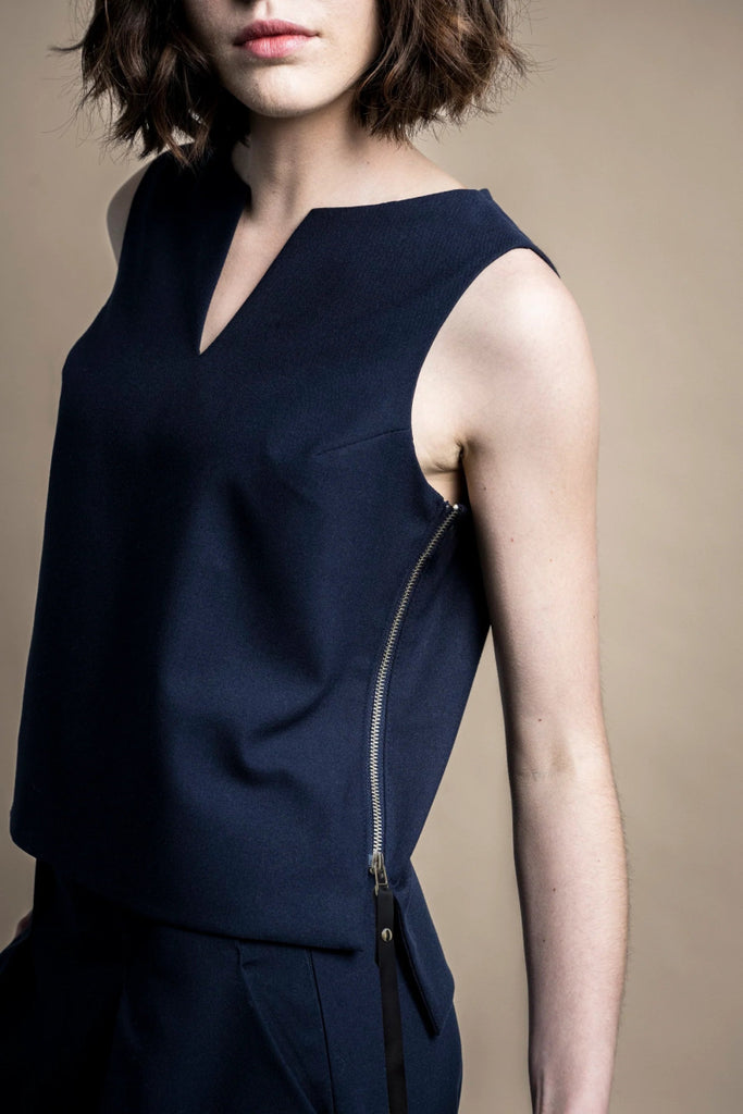 Bodybag Regent Top - Navy (In - Store) or Black (Online Exclusive) - Victoire BoutiqueBodybagtops Ottawa Boutique Shopping Clothing