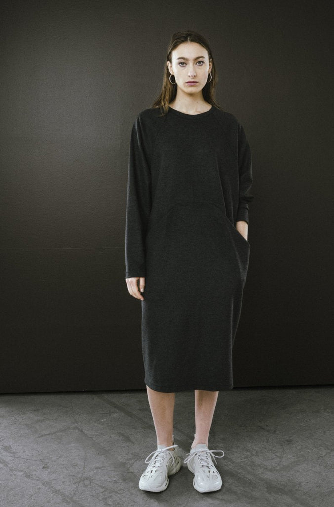 Bodybag Skye Dress - Charcoal or Sand (Online Exclusive) - Victoire BoutiqueBodybagDresses Ottawa Boutique Shopping Clothing