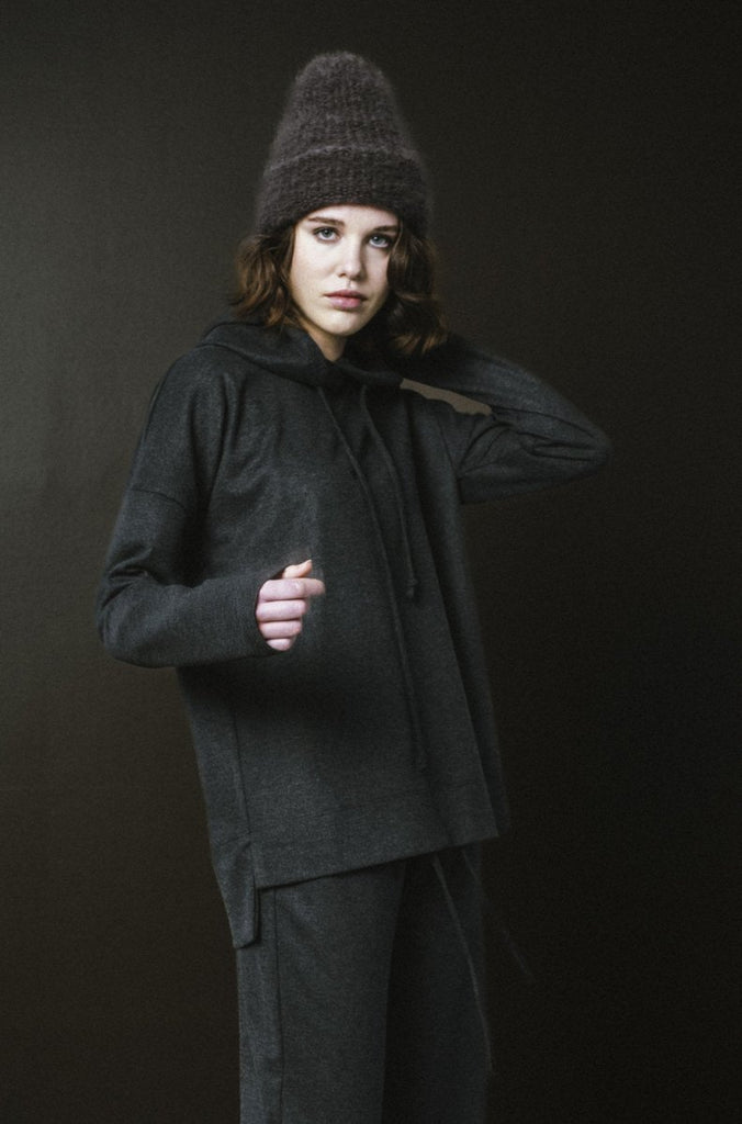 Bodybag Skye Hoodie - Sand or Charcoal (In - Store) - Victoire BoutiqueBodybagTops Ottawa Boutique Shopping Clothing