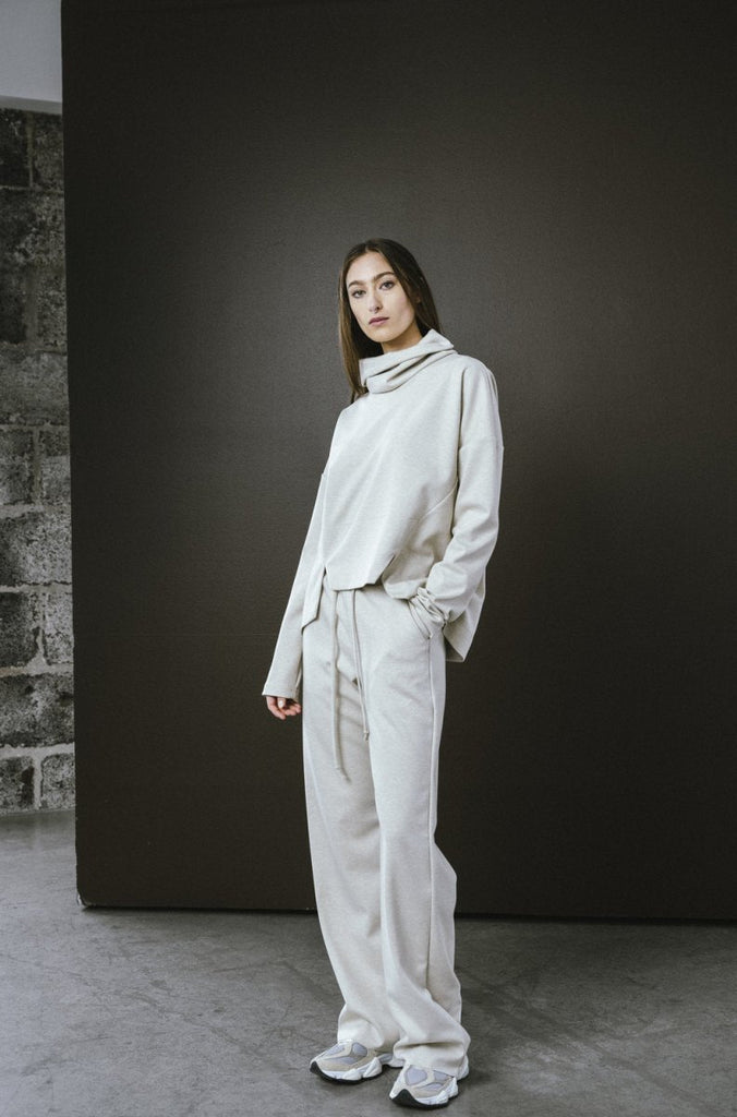 Bodybag Skye Pants (Charcoal or Sand) - Victoire BoutiqueBodybagPants Ottawa Boutique Shopping Clothing