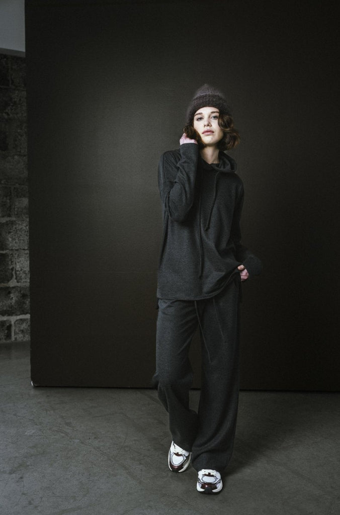 Bodybag Skye Pants (Charcoal or Sand) - Victoire BoutiqueBodybagPants Ottawa Boutique Shopping Clothing