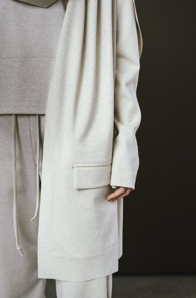 Bodybag Skye Pocketed Scarf (Charcoal or Sand) - Victoire BoutiqueBodybagWinter Accessories Ottawa Boutique Shopping Clothing