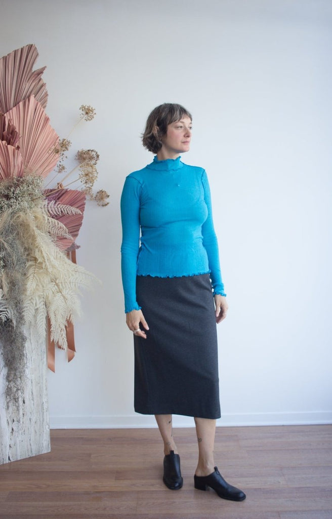 Bodybag Skye Skirt (Charcoal or Sand) - Victoire BoutiqueBodybagSkirts Ottawa Boutique Shopping Clothing