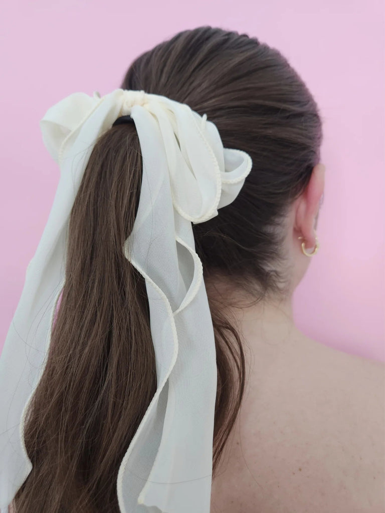 CoutuKitsch Chiffon Hair Bow (Black or White) - Victoire BoutiqueCoutuKitschHair Accessories Ottawa Boutique Shopping Clothing