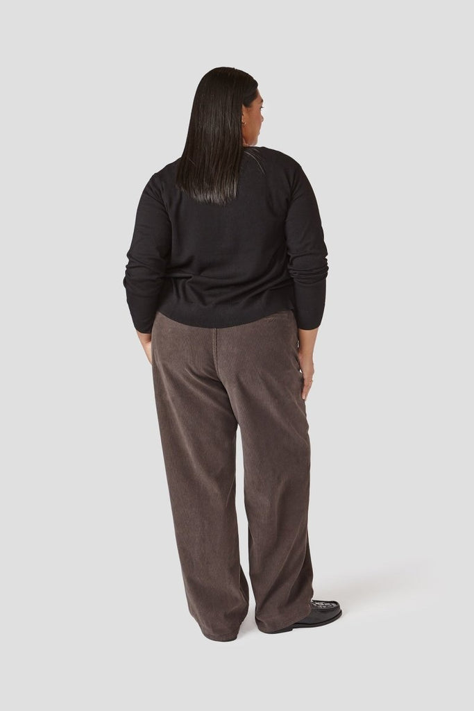 Decade Studio Emi Pants - Fern or Truffle (Online Exclusive) - Victoire BoutiqueDecadeBottoms Ottawa Boutique Shopping Clothing