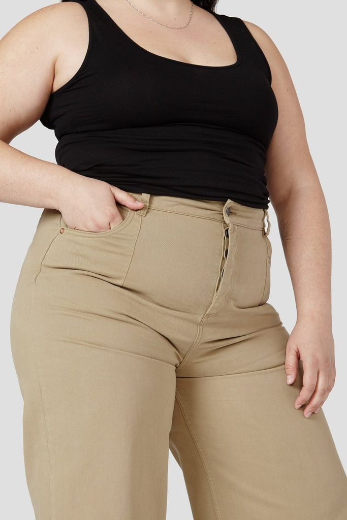 Decade Studio Noel Chino - Sesame (In - Store) - Victoire BoutiqueDecadeBottoms Ottawa Boutique Shopping Clothing