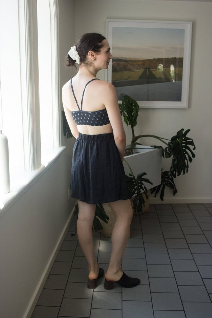 Devlyn van Loon Culotte Short (Black Linen) - Victoire BoutiqueDevlyn Van LoonBottoms Ottawa Boutique Shopping Clothing