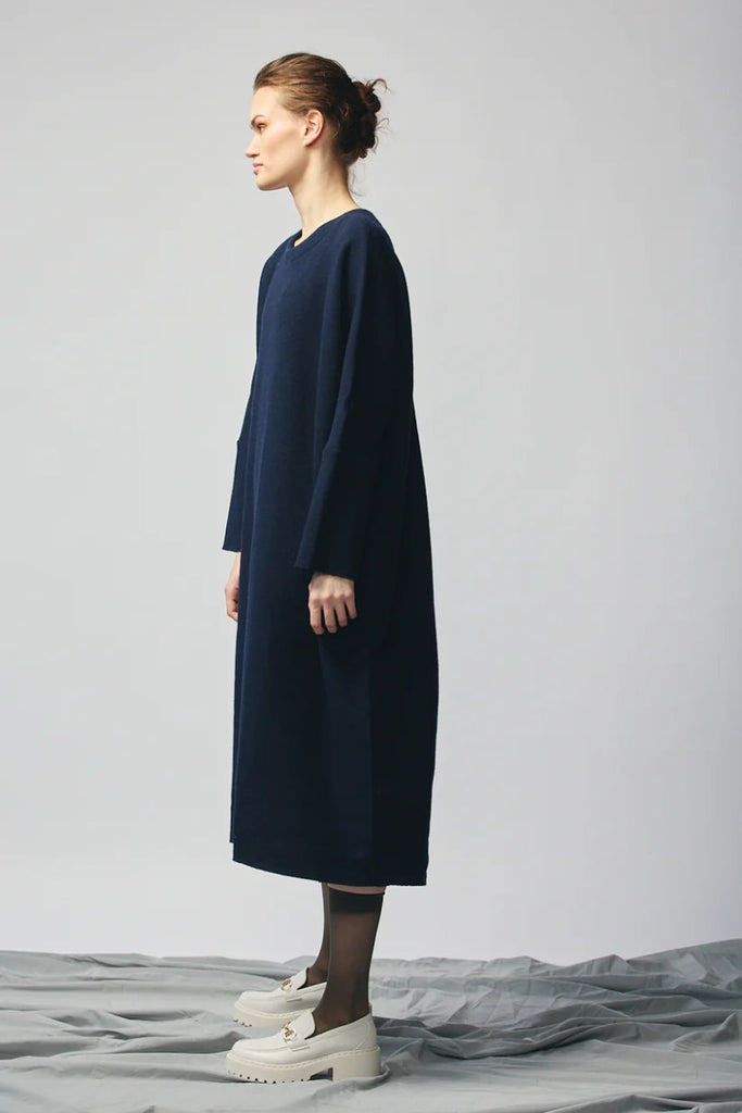 Devlyn van Loon Pullover Sweatshirt Dress (Navy Wool) - Victoire BoutiqueDevlyn Van LoonDresses Ottawa Boutique Shopping Clothing