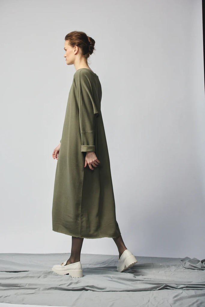 Devlyn van Loon Pullover Sweatshirt Dress (Olive) - Victoire BoutiqueDevlyn Van LoonDresses Ottawa Boutique Shopping Clothing