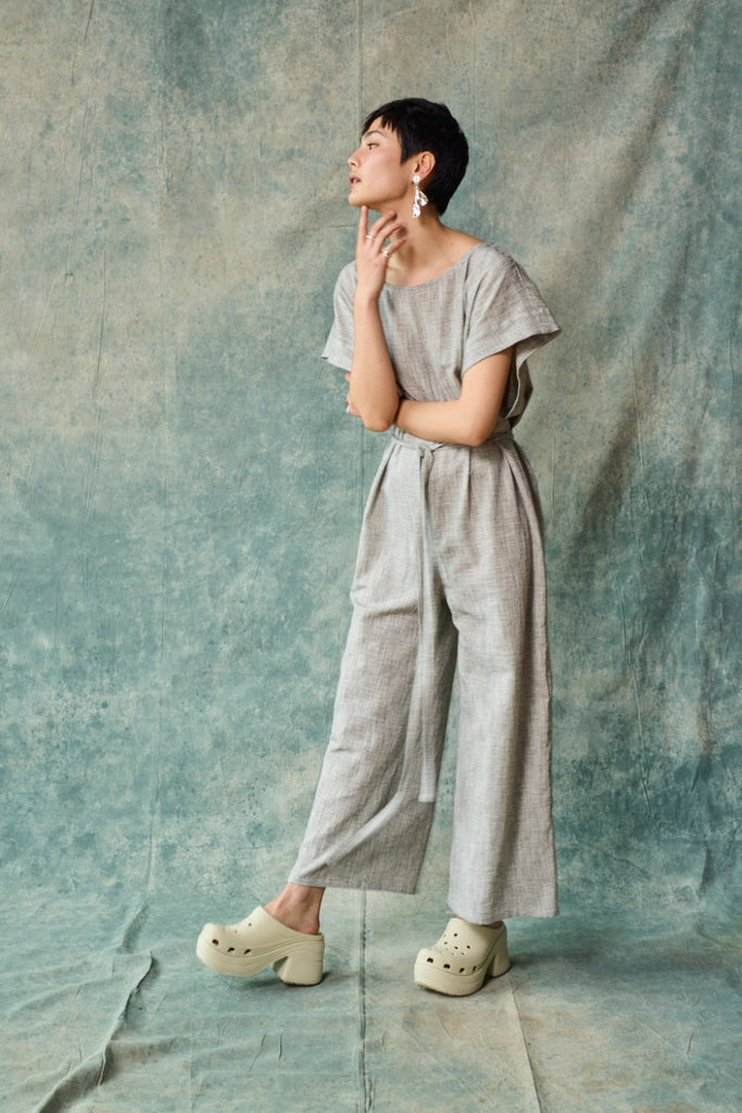 Devlyn van Loon Tie Back Jumpsuit (Oyster) - Victoire BoutiqueDevlyn Van LoonJumpsuits Ottawa Boutique Shopping Clothing