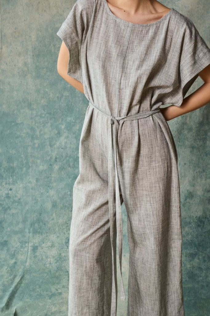 Devlyn van Loon Tie Back Jumpsuit (Oyster) - Victoire BoutiqueDevlyn Van LoonJumpsuits Ottawa Boutique Shopping Clothing