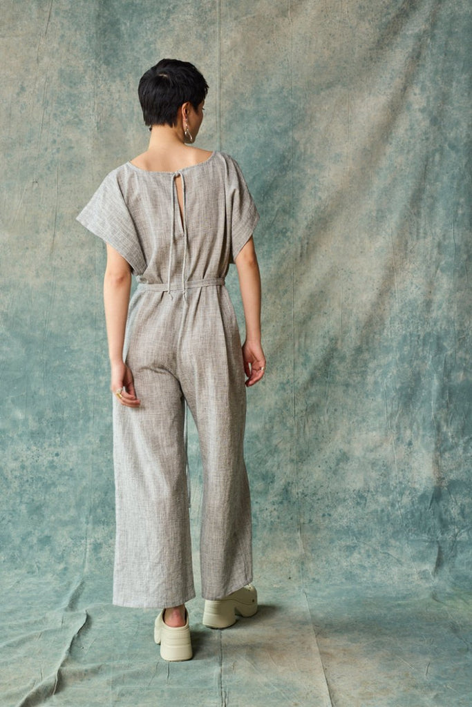 Devlyn van Loon Tie Back Jumpsuit (Oyster) - Victoire BoutiqueDevlyn Van LoonJumpsuits Ottawa Boutique Shopping Clothing