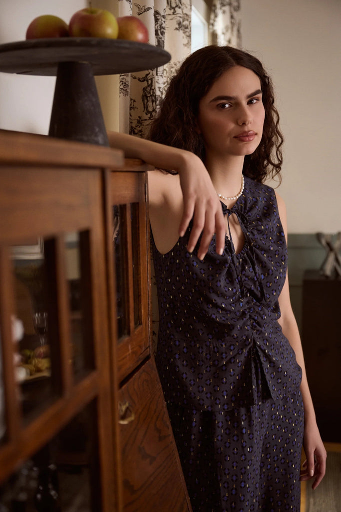 DorsaLi Plumdesir Top (Navy) - Victoire BoutiqueDorsaLiShirts & Tops Ottawa Boutique Shopping Clothing