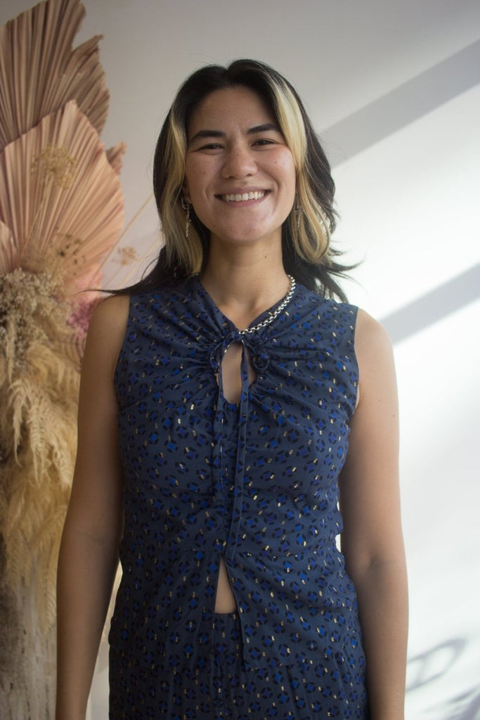 DorsaLi Plumdesir Top (Navy) - Victoire BoutiqueDorsaLiShirts & Tops Ottawa Boutique Shopping Clothing