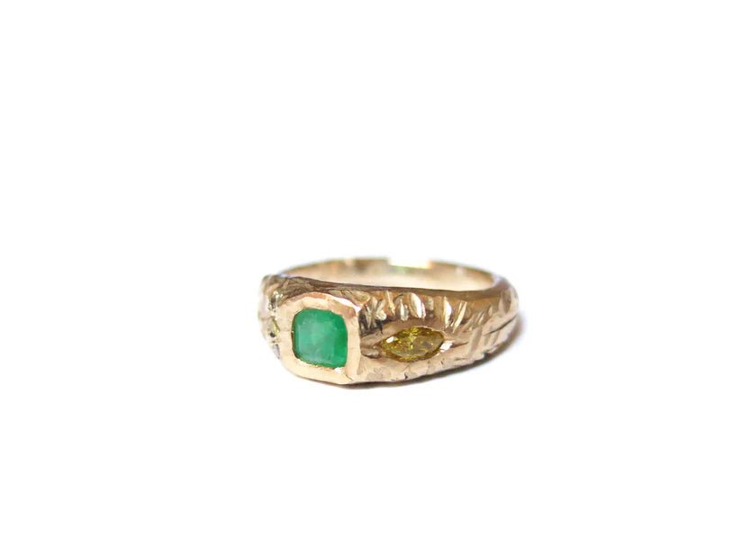 Elaine Ho 14K Gold Ring (Emerald and Yellow Diamonds) - Victoire BoutiqueElaine HoRings Ottawa Boutique Shopping Clothing