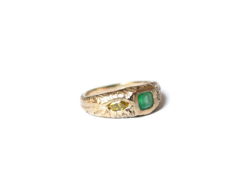 Elaine Ho 14K Gold Ring (Emerald and Yellow Diamonds) - Victoire BoutiqueElaine HoRings Ottawa Boutique Shopping Clothing