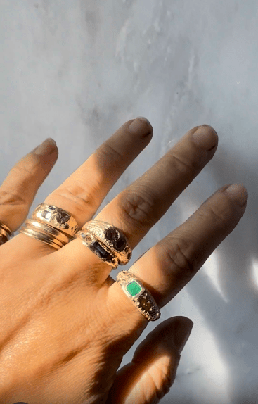 Elaine Ho 14K Gold Ring (Emerald and Yellow Diamonds) - Victoire BoutiqueElaine HoRings Ottawa Boutique Shopping Clothing